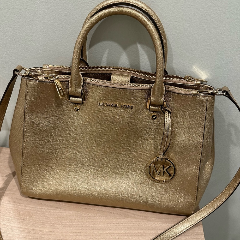 Micheal Kors bag